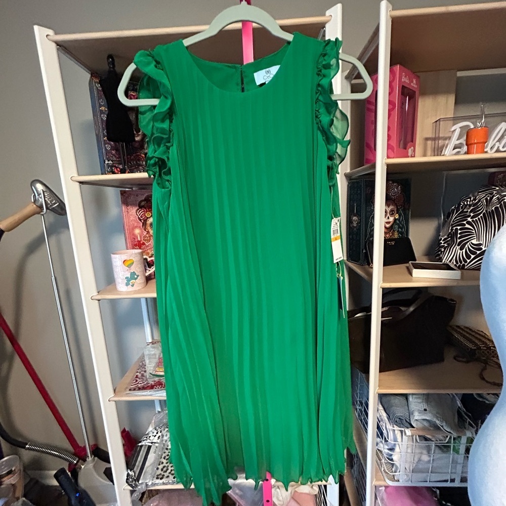 CeCe Green Pleated Sheath Dress NWT Size Small